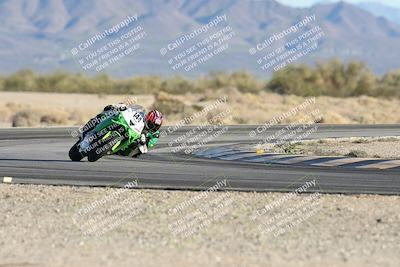 media/Dec-07-2025-CVMA (Sun) [[3e7d2de5dc]]/Race 16-Formula Middleweight/